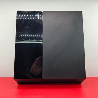 PlayStation 4 500GB + Controller