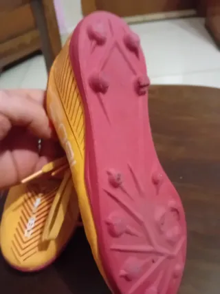 Scarpe da calcio bambino arancioni numero 36