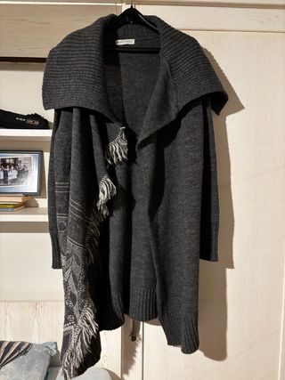 Cappotto donna grigio con frange