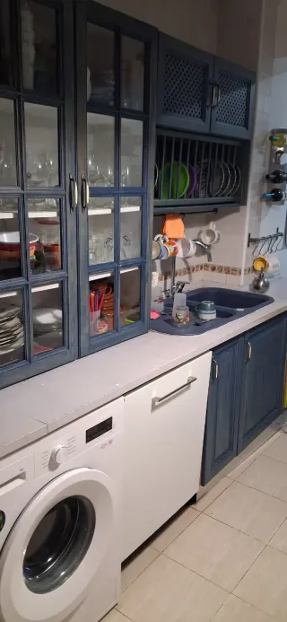 Cocina de madera pintada al agua
