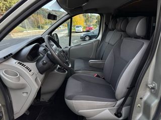 Opel Vivaro Larga 9 plazas 2.0cdti 115cv