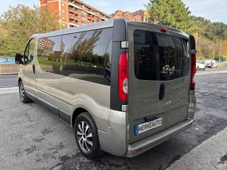 Opel Vivaro Larga 9 plazas 2.0cdti 115cv
