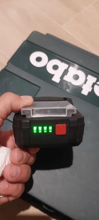 Taladro Percutor Metabo profesional Inalámbrico 18