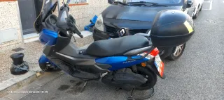 Yamaha NMAX 125 cc Azul y Gris NEGOCIABLE.