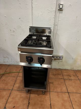 Cocina industrial Berto's 2 fogones