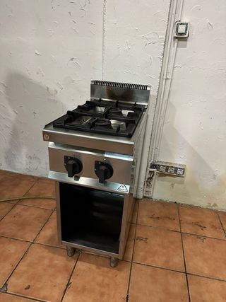 Cocina industrial Berto's 2 fogones