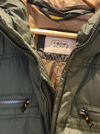 Parka marca CAMEL ACTIVE.