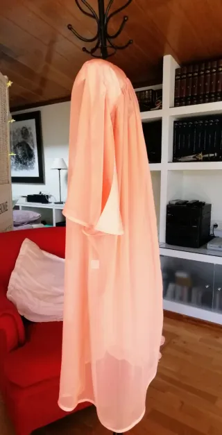 Conjunto de Camisón y Salto de cama de Sinfonía.