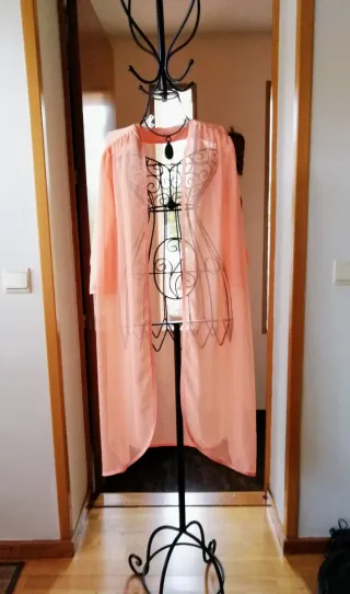 Conjunto de Camisón y Salto de cama de Sinfonía.