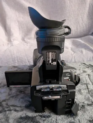 Panasonic AG-3DA1E videocámara