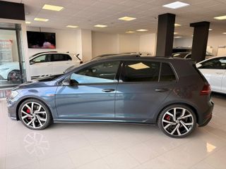 Volkswagen Golf GTI Perf. Nacional