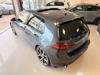 Volkswagen Golf GTI Perf. Nacional