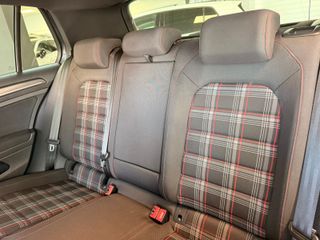 Volkswagen Golf GTI Perf. Nacional