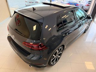 Volkswagen Golf GTI Perf. Nacional