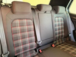 Volkswagen Golf GTI Perf. Nacional