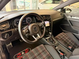 Volkswagen Golf GTI Perf. Nacional