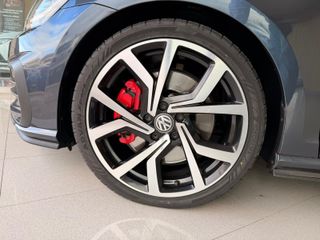 Volkswagen Golf GTI Perf. Nacional