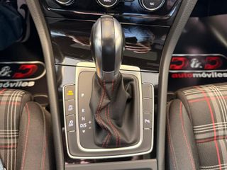 Volkswagen Golf GTI Perf. Nacional