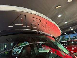 Fiat ABARTH 695 70 Aniversario 180cv