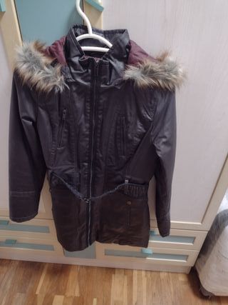Parka El Corte Inglés capucha pelo