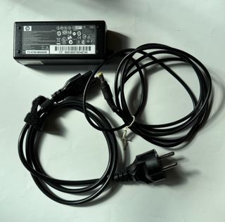 Alimentatore HP 19V 4.74A 90W Originale