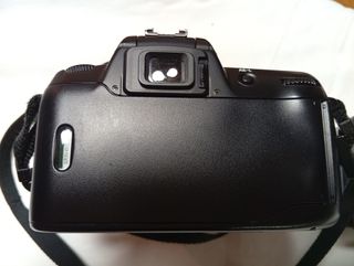 Nikon F60 con AF 28-80mm f/3,5-5,6 D