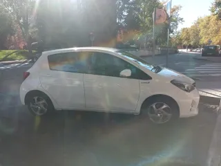Toyota Yaris Hybrid 2014, 146.000km