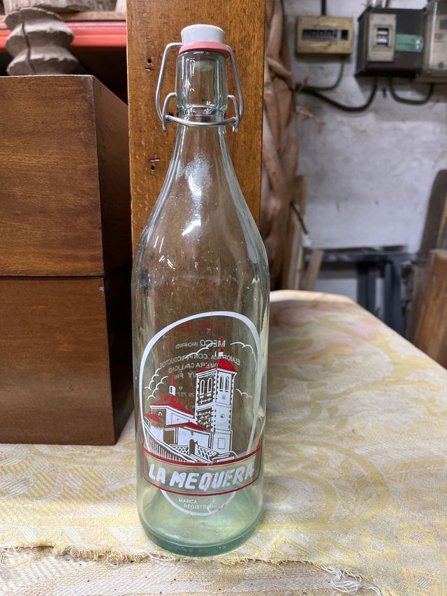 Botella Gaseosa La Mequera