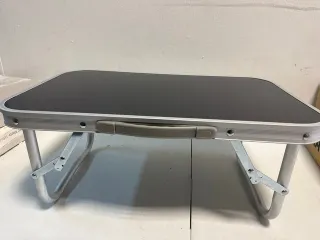 Mesa auxiliar plegable metal y plástico