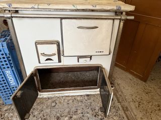 Cocina de leña antigua