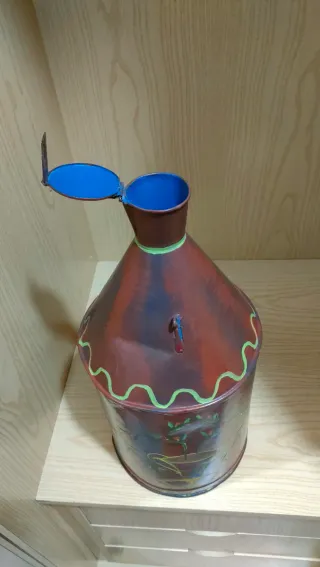 Aceitera Vintage de Chapa Pintada a Mano 640513971