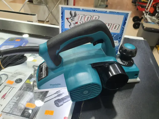 Cepillo Eléctrico Makita