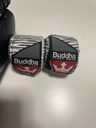 Guantes Boxeo Leone + Vendas Buddha