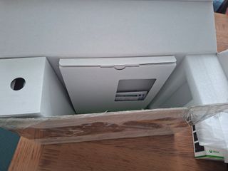 Xbox One Console + Controller Nacon Bianco