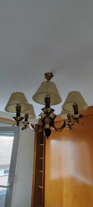 Lámpara de techo vintage dorada