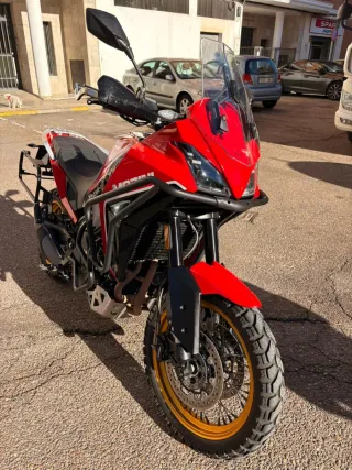 Moto Morini Xcape 649 Roja