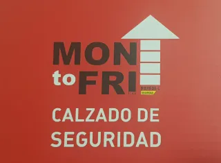 Bota de seguridad PAREDES Montofri BT 1001 Talla 4