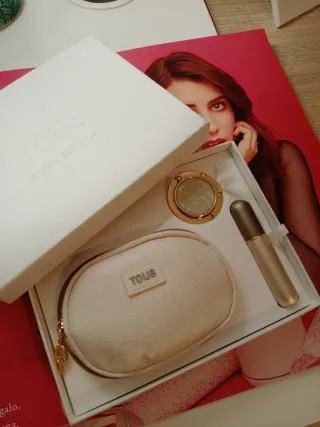 Set Tous Neceser, Colgador  y Perfume Nuevo