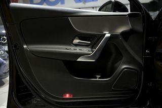 Mercedes Clase A MERCEDES-BENZ  A 180 d