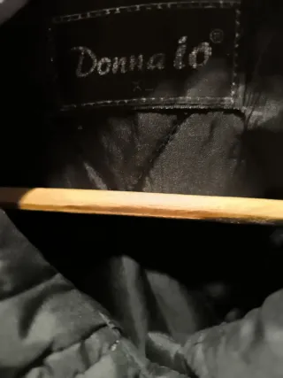 Chaquetón negro acolchado