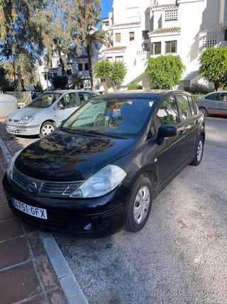 Nissan Tiida 2008