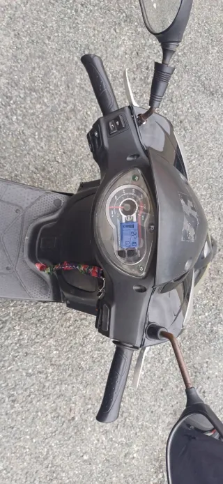 Moto  sym symphony 125cc Negra