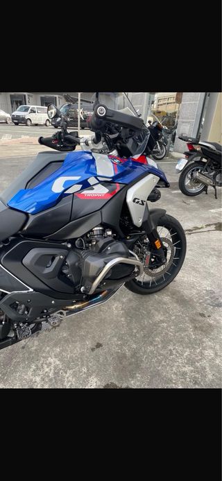 BMW R 1300 GS TROFHY