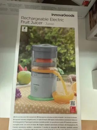 Exprimidor de naranjas automático