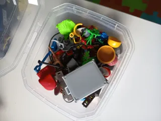 Playmobil. Granja y Vehículo policía con lancha