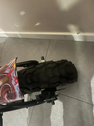 Moto eléctrica mini casi nueva