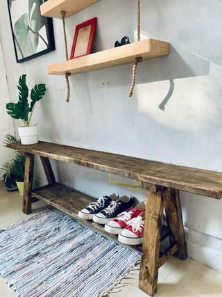 Banco rústico macizo de madera