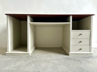 VENDITA URGENTE!! Scrivania Vintage in Legno