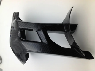 TAPA GUARDA CADENA INFERIOR CARBONO MULTISTRADA