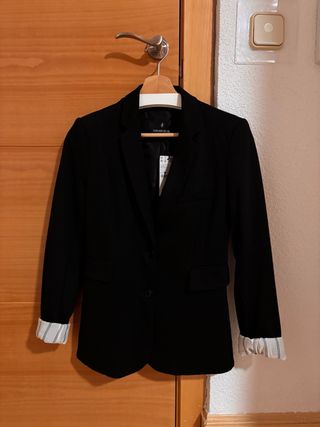 Americana blazer Stradivarius Talla XS